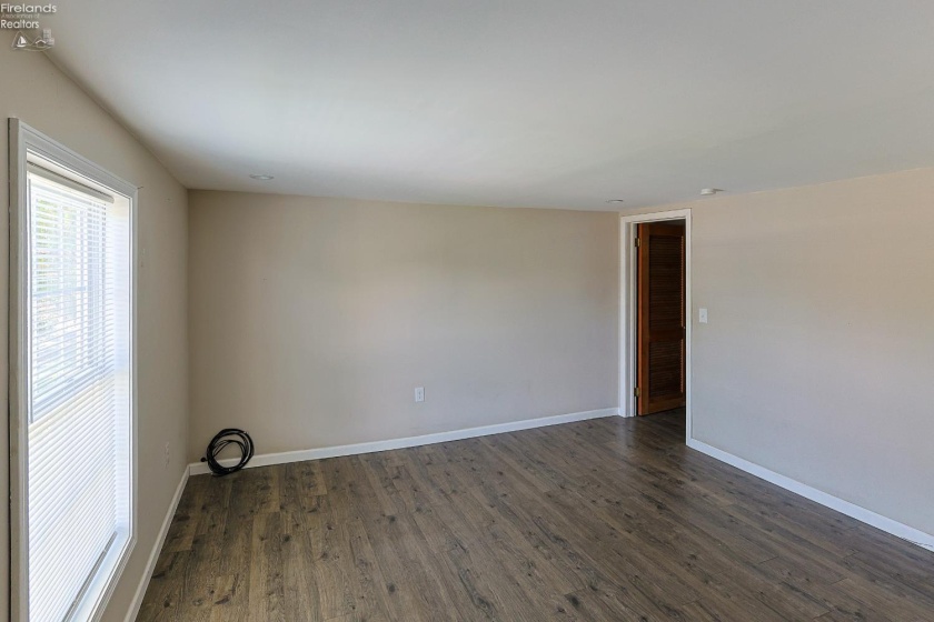 108 Spring Street, Willard, 44890, ,Multiple Units,For Sale,Spring,20251718