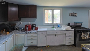 108 Spring Street, Willard, 44890, ,Multiple Units,For Sale,Spring,20251718