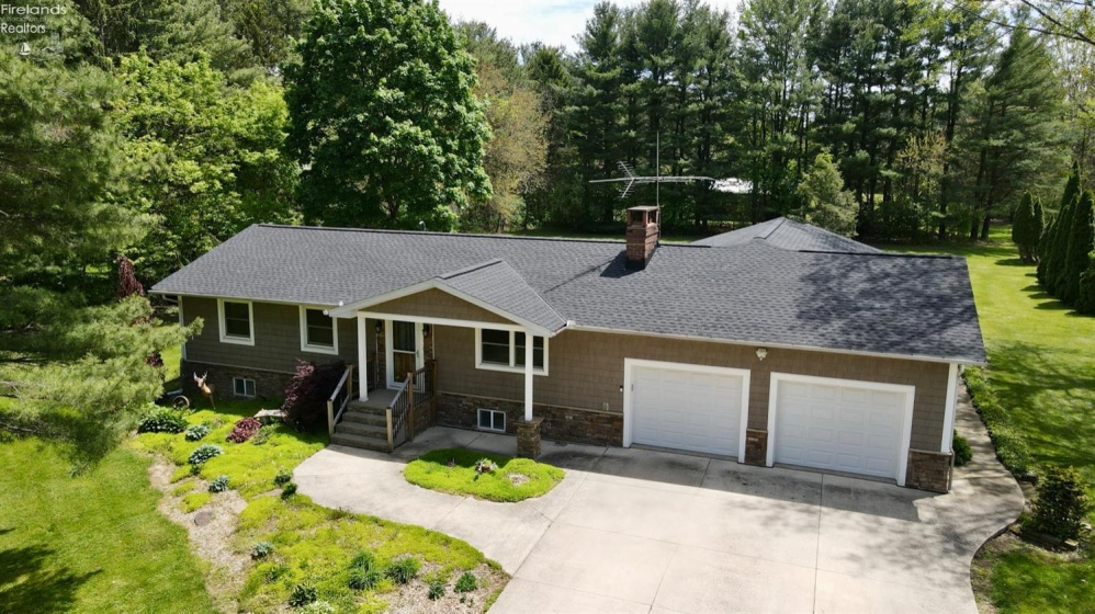 10208 River Road, Huron, 44839, 5 Bedrooms Bedrooms, ,2 BathroomsBathrooms,Residential,For Sale,River,20251759