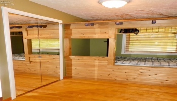 Bedroom 1-main level