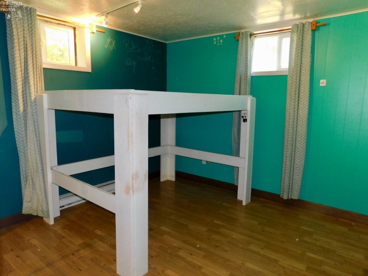 Bedroom 5-basement