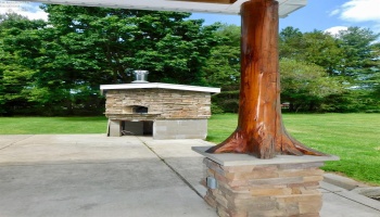True timber pillars