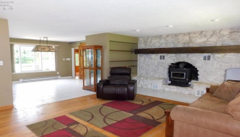 10208 River Road, Huron, 44839, 5 Bedrooms Bedrooms, ,2 BathroomsBathrooms,Residential,For Sale,River,20251759