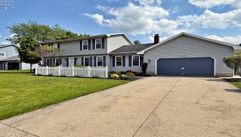 38 Tecumseh Trail, Tiffin, 44883, 4 Bedrooms Bedrooms, ,3 BathroomsBathrooms,Residential,For Sale,Tecumseh,20251789
