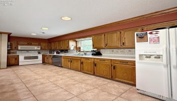 38 Tecumseh Trail, Tiffin, 44883, 4 Bedrooms Bedrooms, ,3 BathroomsBathrooms,Residential,For Sale,Tecumseh,20251789