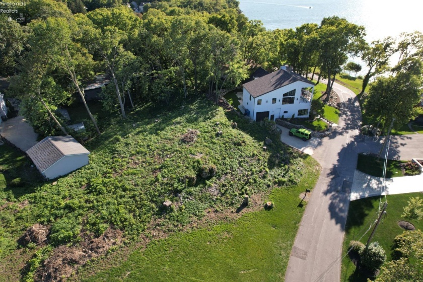 4264 Cliff, Port Clinton, 43452, ,Land,For Sale,Cliff,20251830