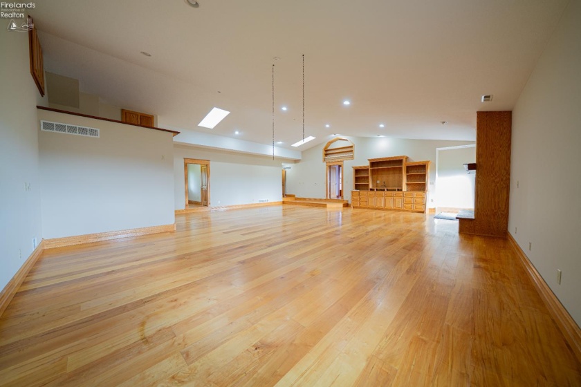 3266 Bloomdale Road, Bloomdale, 44817, 5 Bedrooms Bedrooms, ,3 BathroomsBathrooms,Residential,For Sale,Bloomdale,20251825