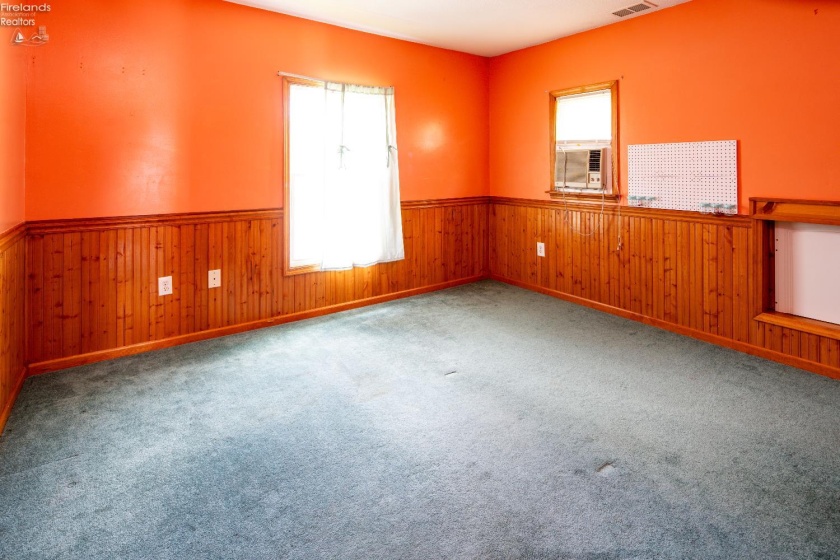 200 West Smith Street, Gibsonburg, 43431, 4 Bedrooms Bedrooms, ,2 BathroomsBathrooms,Residential,For Sale,West Smith Street,20251665