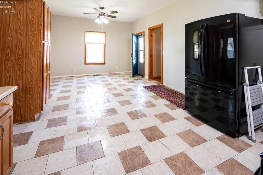 200 West Smith Street, Gibsonburg, 43431, 4 Bedrooms Bedrooms, ,2 BathroomsBathrooms,Residential,For Sale,West Smith Street,20251665