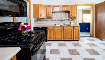 200 West Smith Street, Gibsonburg, 43431, 4 Bedrooms Bedrooms, ,2 BathroomsBathrooms,Residential,For Sale,West Smith Street,20251665 200 West Smith Street, Gibsonburg, 43431, 4 Bedrooms Bedrooms, ,2 BathroomsBathrooms,Residential,For Sale,West Smith Street,20251665