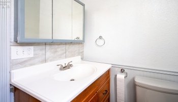 200 West Smith Street, Gibsonburg, 43431, 4 Bedrooms Bedrooms, ,2 BathroomsBathrooms,Residential,For Sale,West Smith Street,20251665 200 West Smith Street, Gibsonburg, 43431, 4 Bedrooms Bedrooms, ,2 BathroomsBathrooms,Residential,For Sale,West Smith Street,20251665