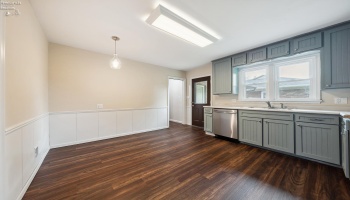 2730 Eastvale Avenue, Oregon, 43616, 3 Bedrooms Bedrooms, ,3 BathroomsBathrooms,Residential,For Sale,Eastvale,20251748