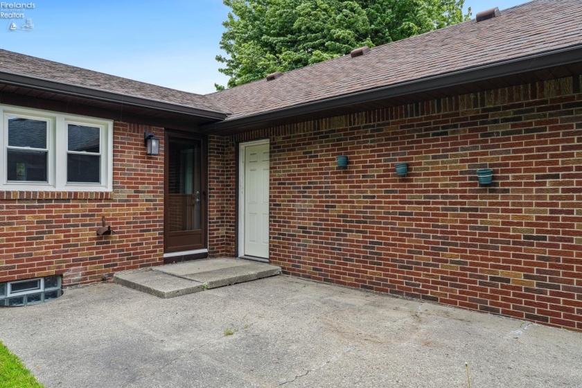 2730 Eastvale Avenue, Oregon, 43616, 3 Bedrooms Bedrooms, ,3 BathroomsBathrooms,Residential,For Sale,Eastvale,20251748
