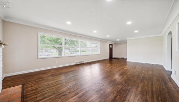 2730 Eastvale Avenue, Oregon, 43616, 3 Bedrooms Bedrooms, ,3 BathroomsBathrooms,Residential,For Sale,Eastvale,20251748