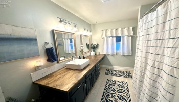 1432 River Drive, Fremont, 43420, 3 Bedrooms Bedrooms, ,2 BathroomsBathrooms,Residential,For Sale,River,20251823 1432 River Drive, Fremont, 43420, 3 Bedrooms Bedrooms, ,2 BathroomsBathrooms,Residential,For Sale,River,20251823