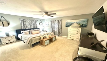 1432 River Drive, Fremont, 43420, 3 Bedrooms Bedrooms, ,2 BathroomsBathrooms,Residential,For Sale,River,20251823 1432 River Drive, Fremont, 43420, 3 Bedrooms Bedrooms, ,2 BathroomsBathrooms,Residential,For Sale,River,20251823