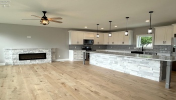 10556 Bayshore Road, Marblehead, 43440, 4 Bedrooms Bedrooms, ,3 BathroomsBathrooms,Residential,For Sale,Bayshore,20251850