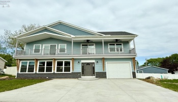 10556 Bayshore Road, Marblehead, 43440, 4 Bedrooms Bedrooms, ,3 BathroomsBathrooms,Residential,For Sale,Bayshore,20251850