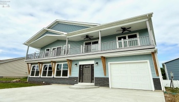 10556 Bayshore Road, Marblehead, 43440, 4 Bedrooms Bedrooms, ,3 BathroomsBathrooms,Residential,For Sale,Bayshore,20251850