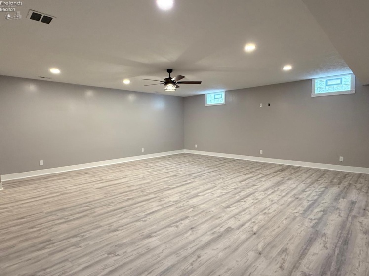 10556 Bayshore Road, Marblehead, 43440, 4 Bedrooms Bedrooms, ,3 BathroomsBathrooms,Residential,For Sale,Bayshore,20251850