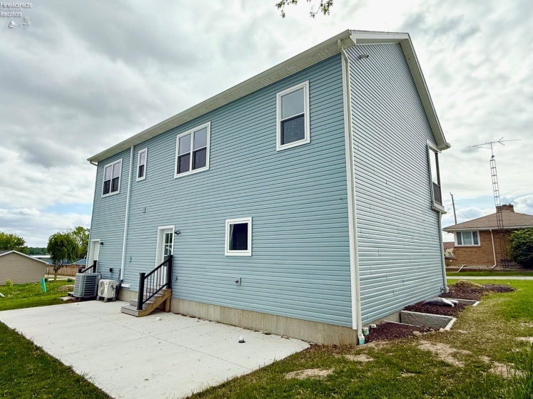 10556 Bayshore Road, Marblehead, 43440, 4 Bedrooms Bedrooms, ,3 BathroomsBathrooms,Residential,For Sale,Bayshore,20251850