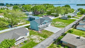 10556 Bayshore Road, Marblehead, 43440, 4 Bedrooms Bedrooms, ,3 BathroomsBathrooms,Residential,For Sale,Bayshore,20251850
