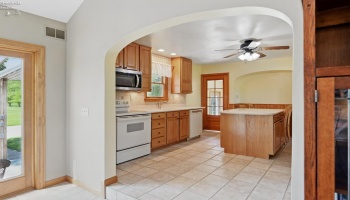 Kitchen - Main Floor