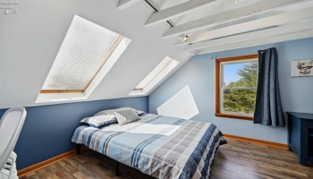 5th Bedroom- 2nd Floor
