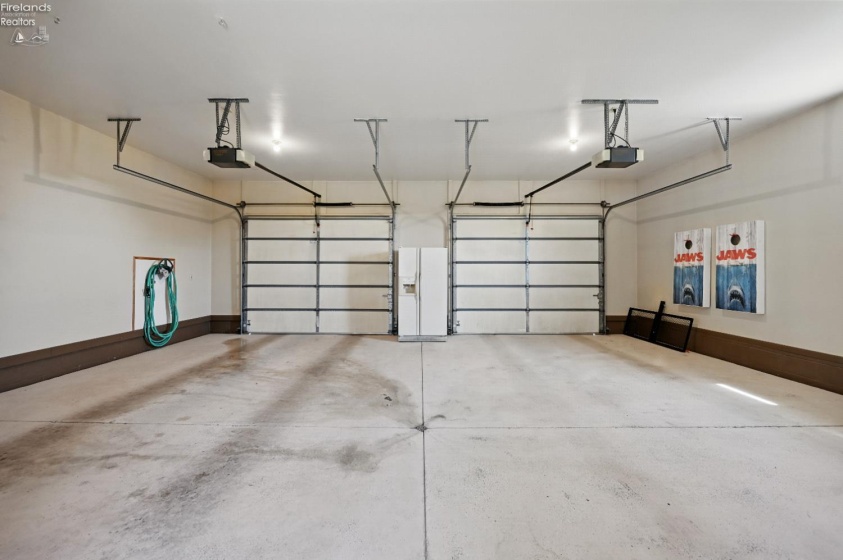 Attached Garage