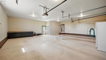 Attached Garage