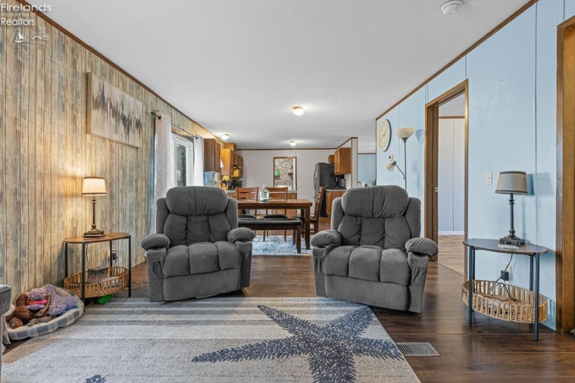 7727 Washington St, Flat Rock, 44828, 3 Bedrooms Bedrooms, ,2 BathroomsBathrooms,Residential,For Sale,Washington St,20251805