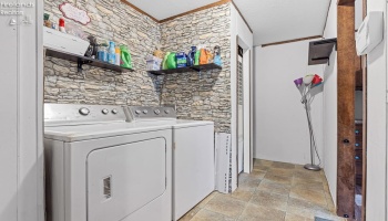7727 Washington St, Flat Rock, 44828, 3 Bedrooms Bedrooms, ,2 BathroomsBathrooms,Residential,For Sale,Washington St,20251805