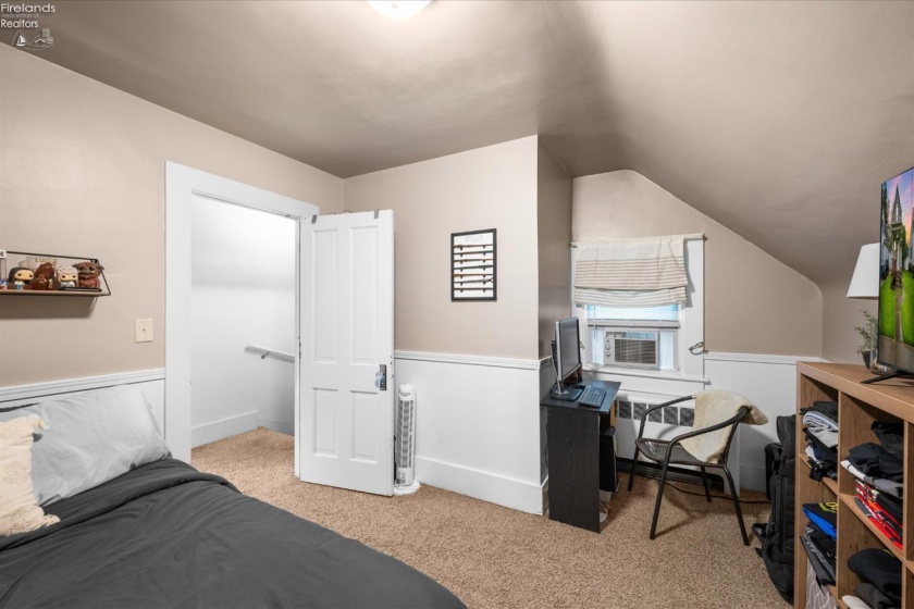 1005 Carbon Street, Fremont, 43420, 2 Bedrooms Bedrooms, ,1 BathroomBathrooms,Residential,For Sale,Carbon,20251891
