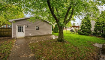 1005 Carbon Street, Fremont, 43420, 2 Bedrooms Bedrooms, ,1 BathroomBathrooms,Residential,For Sale,Carbon,20251891 1005 Carbon Street, Fremont, 43420, 2 Bedrooms Bedrooms, ,1 BathroomBathrooms,Residential,For Sale,Carbon,20251891