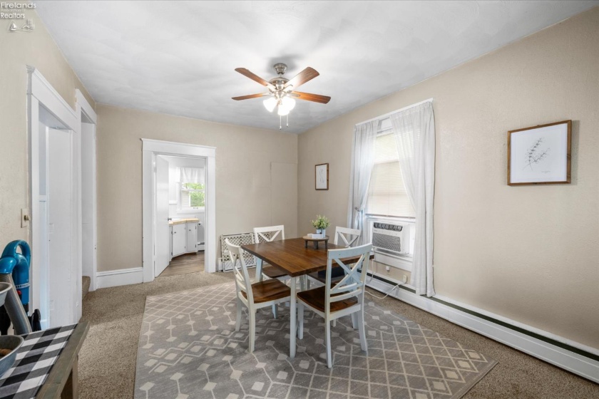 1005 Carbon Street, Fremont, 43420, 2 Bedrooms Bedrooms, ,1 BathroomBathrooms,Residential,For Sale,Carbon,20251891