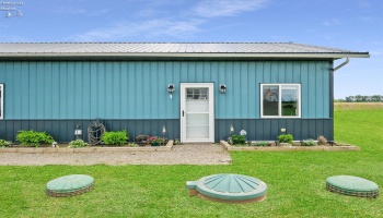 6330 Harbor Road, Port Clinton, 43452, 2 Bedrooms Bedrooms, ,2 BathroomsBathrooms,Residential,For Sale,Harbor,20251884