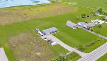 6330 Harbor Road, Port Clinton, 43452, 2 Bedrooms Bedrooms, ,2 BathroomsBathrooms,Residential,For Sale,Harbor,20251884