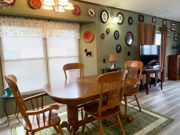 8175 North Shore Boulevard, Marblehead, 43440, 2 Bedrooms Bedrooms, ,1 BathroomBathrooms,Residential,For Sale,North Shore,20251904