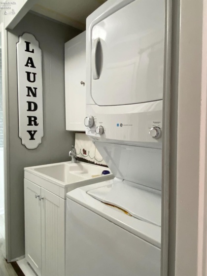 8175 North Shore Boulevard, Marblehead, 43440, 2 Bedrooms Bedrooms, ,1 BathroomBathrooms,Residential,For Sale,North Shore,20251904