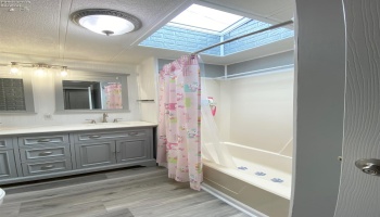 8175 North Shore Boulevard, Marblehead, 43440, 2 Bedrooms Bedrooms, ,1 BathroomBathrooms,Residential,For Sale,North Shore,20251904
