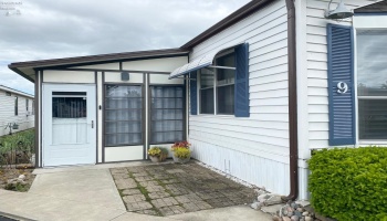 8175 North Shore Boulevard, Marblehead, 43440, 2 Bedrooms Bedrooms, ,1 BathroomBathrooms,Residential,For Sale,North Shore,20251904