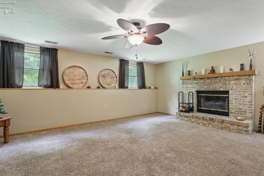 14513 Darrow Road, Vermilion, 44089, 3 Bedrooms Bedrooms, ,2 BathroomsBathrooms,Residential,For Sale,Darrow,20251847