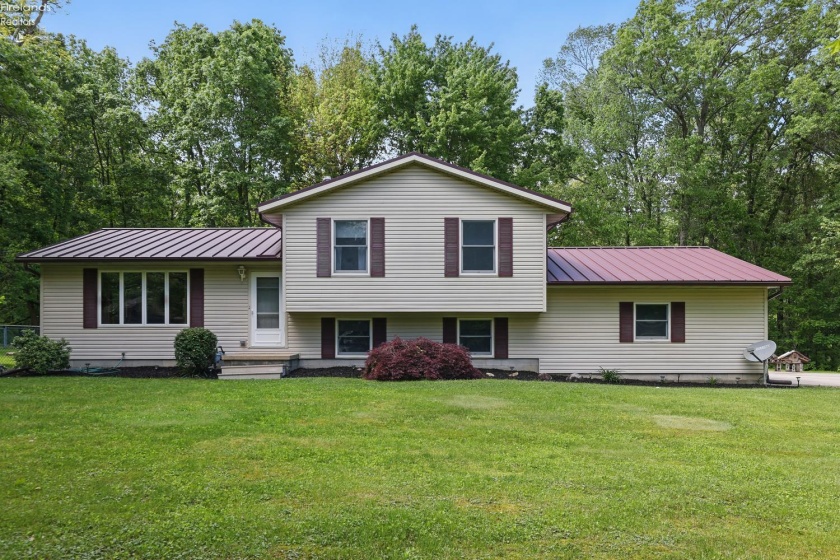 14513 Darrow Road, Vermilion, 44089, 3 Bedrooms Bedrooms, ,2 BathroomsBathrooms,Residential,For Sale,Darrow,20251847