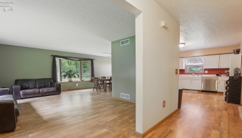 14513 Darrow Road, Vermilion, 44089, 3 Bedrooms Bedrooms, ,2 BathroomsBathrooms,Residential,For Sale,Darrow,20251847