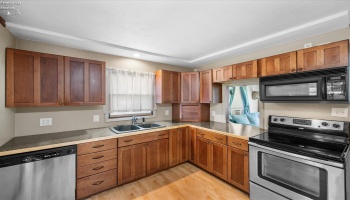 5105 Fremont Road, Port Clinton, 43452, 3 Bedrooms Bedrooms, ,1 BathroomBathrooms,Residential,For Sale,Fremont,20251927 5105 Fremont Road, Port Clinton, 43452, 3 Bedrooms Bedrooms, ,1 BathroomBathrooms,Residential,For Sale,Fremont,20251927
