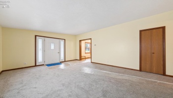 1214 2nd Street, Port Clinton, 43452, 2 Bedrooms Bedrooms, ,1 BathroomBathrooms,Residential,For Sale,2nd,20251900