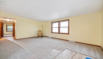 1214 2nd Street, Port Clinton, 43452, 2 Bedrooms Bedrooms, ,1 BathroomBathrooms,Residential,For Sale,2nd,20251900