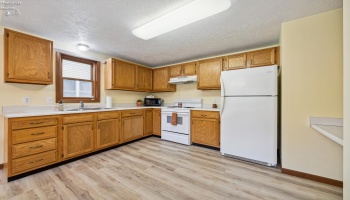 1214 2nd Street, Port Clinton, 43452, 2 Bedrooms Bedrooms, ,1 BathroomBathrooms,Residential,For Sale,2nd,20251900