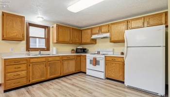 1214 2nd Street, Port Clinton, 43452, 2 Bedrooms Bedrooms, ,1 BathroomBathrooms,Residential,For Sale,2nd,20251900