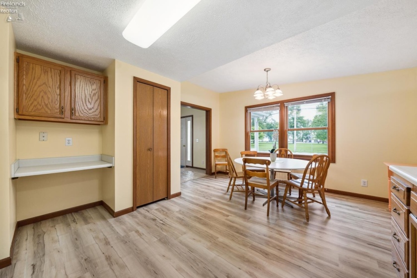 1214 2nd Street, Port Clinton, 43452, 2 Bedrooms Bedrooms, ,1 BathroomBathrooms,Residential,For Sale,2nd,20251900